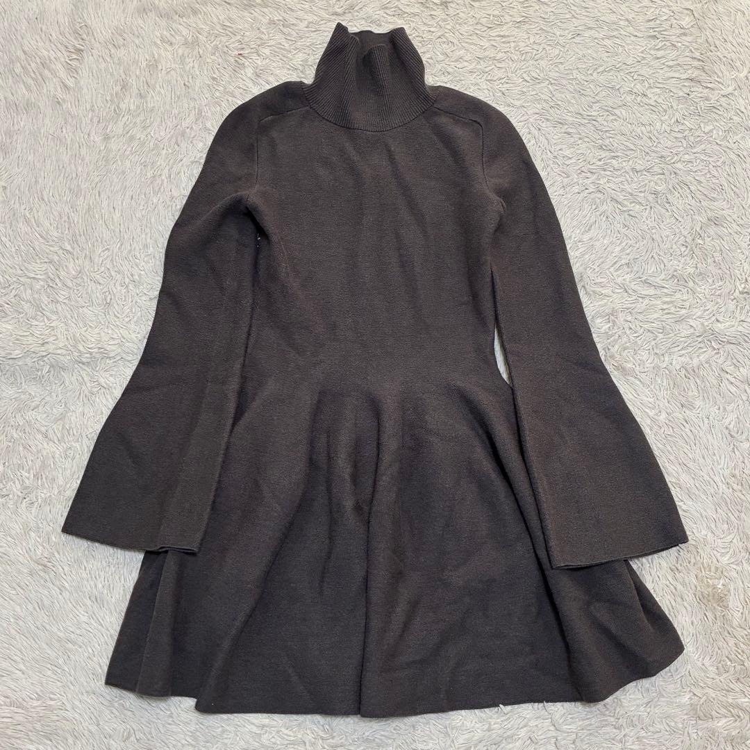 anuans 2024年モデルフレアーミニニットワンピース　グレー