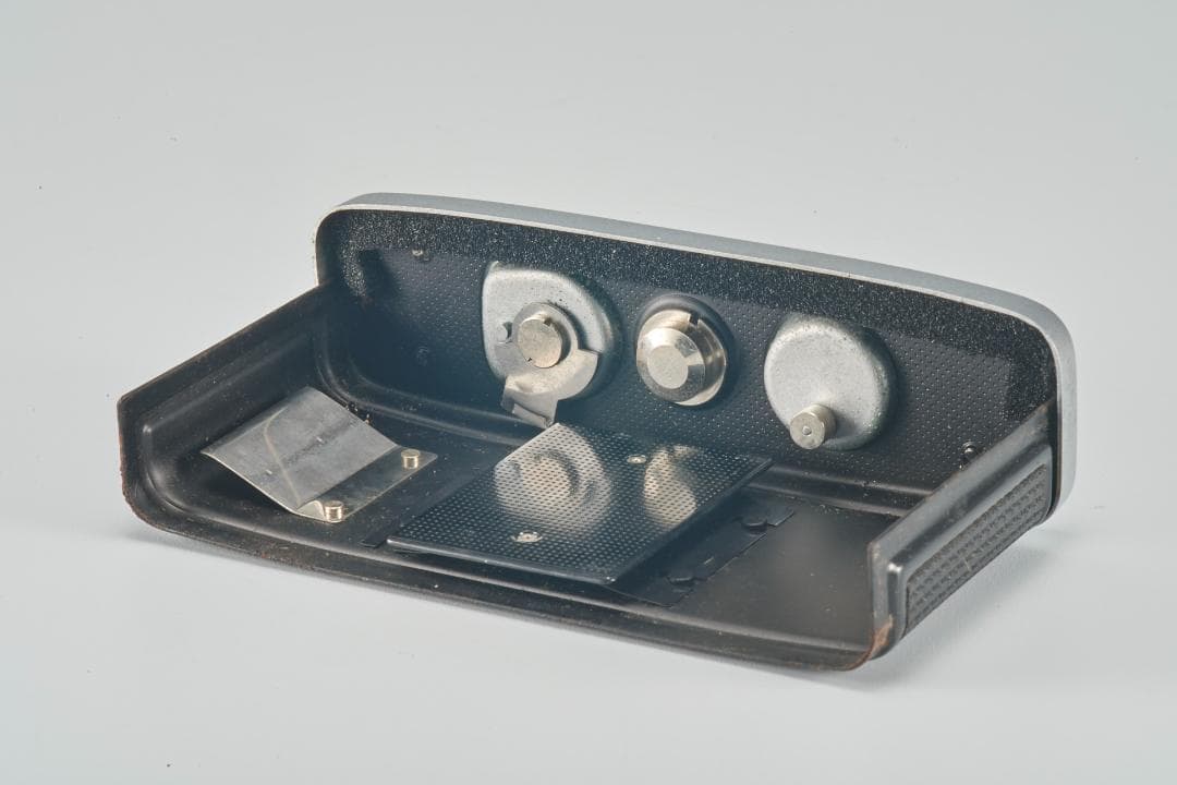 フィルムカメラ Olympus PEN-D / F-zuiko F1.9 32mm #88