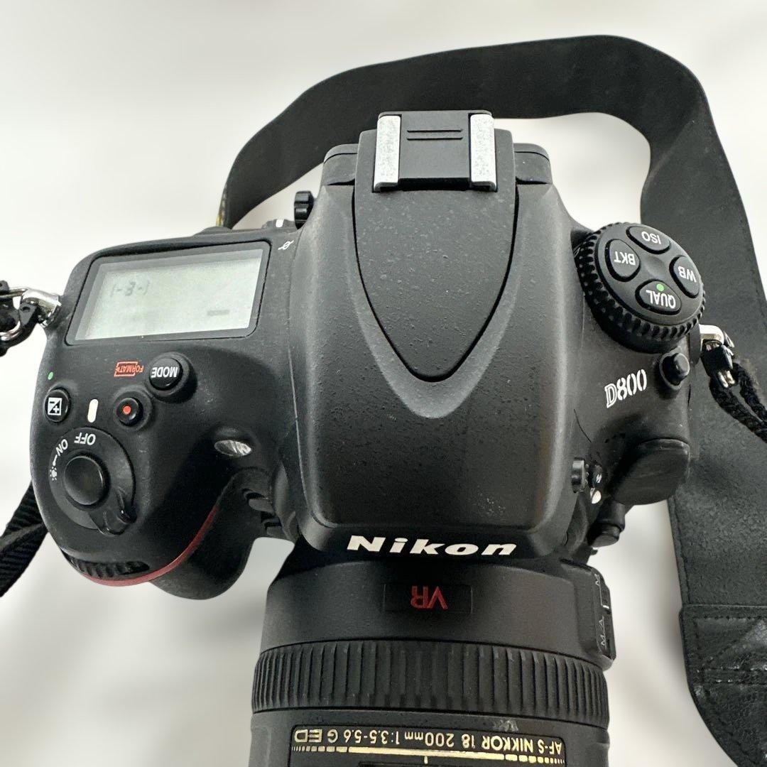 Nikon D800 デジタル一眼レフカメラ 18-200mmDXレンズ付き