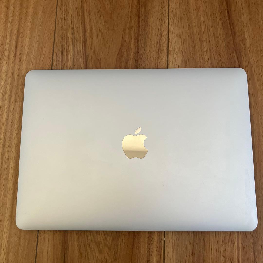 MacBook 12インチ 2017 Core m3 / 8GB / 256GB