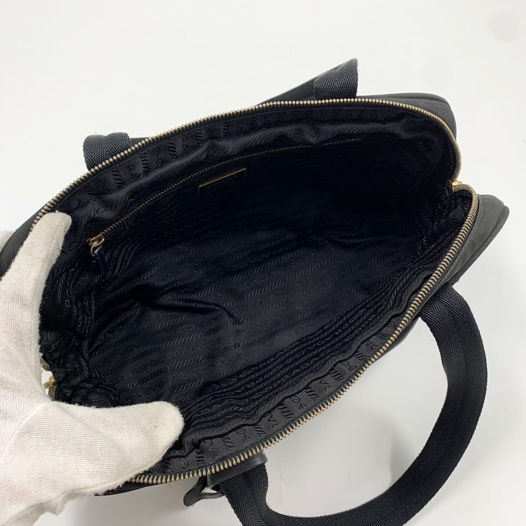 【✨極美品✨】 プラダ ミニボストンバッグ 三角ロゴ 南京錠 ナイロン ブラック