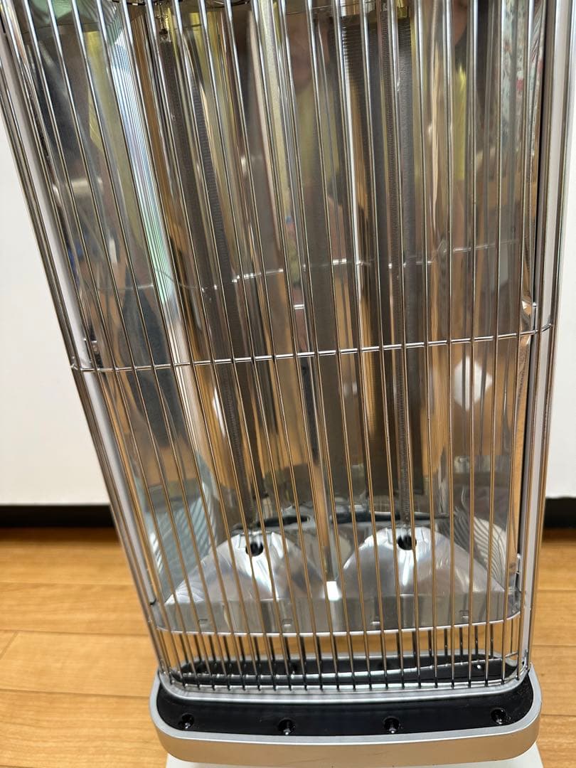 アラジン 遠赤グラファイトヒーター AEH-2G10AJ ★21年製