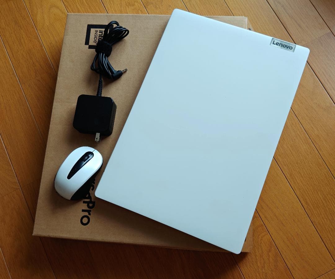 Lenovo Idiapad高スペックノートパソコン