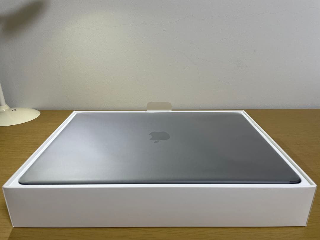 美品 MacBook Pro 2020 13インチ バッテリー99%