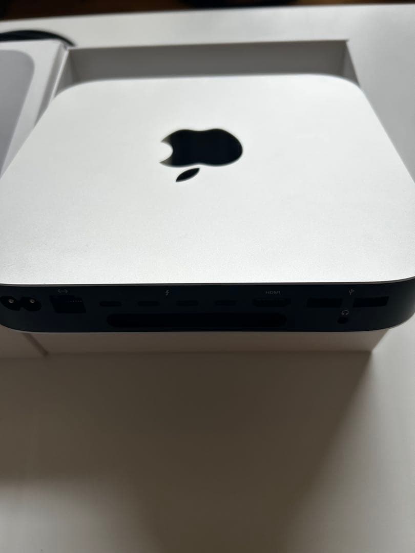 美品M2 pro Mac Mini 16gbメモリ