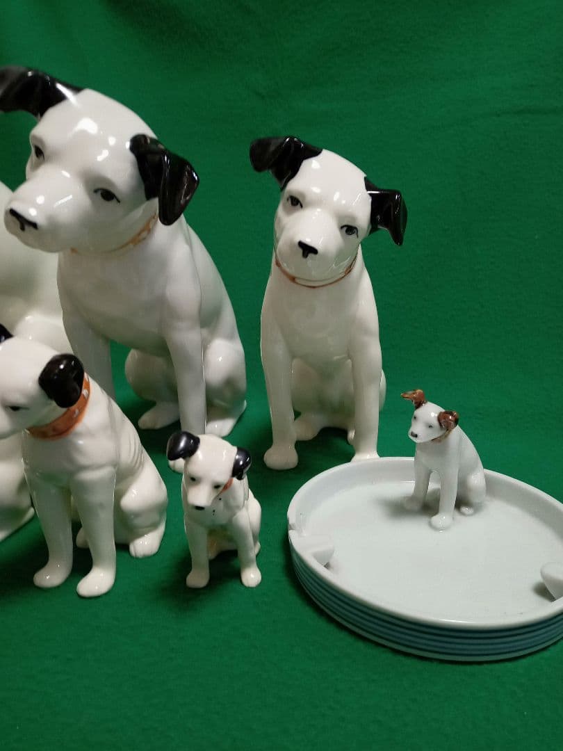 美品VICTORニッパー犬陶器製の置物 7体セットとオマケ