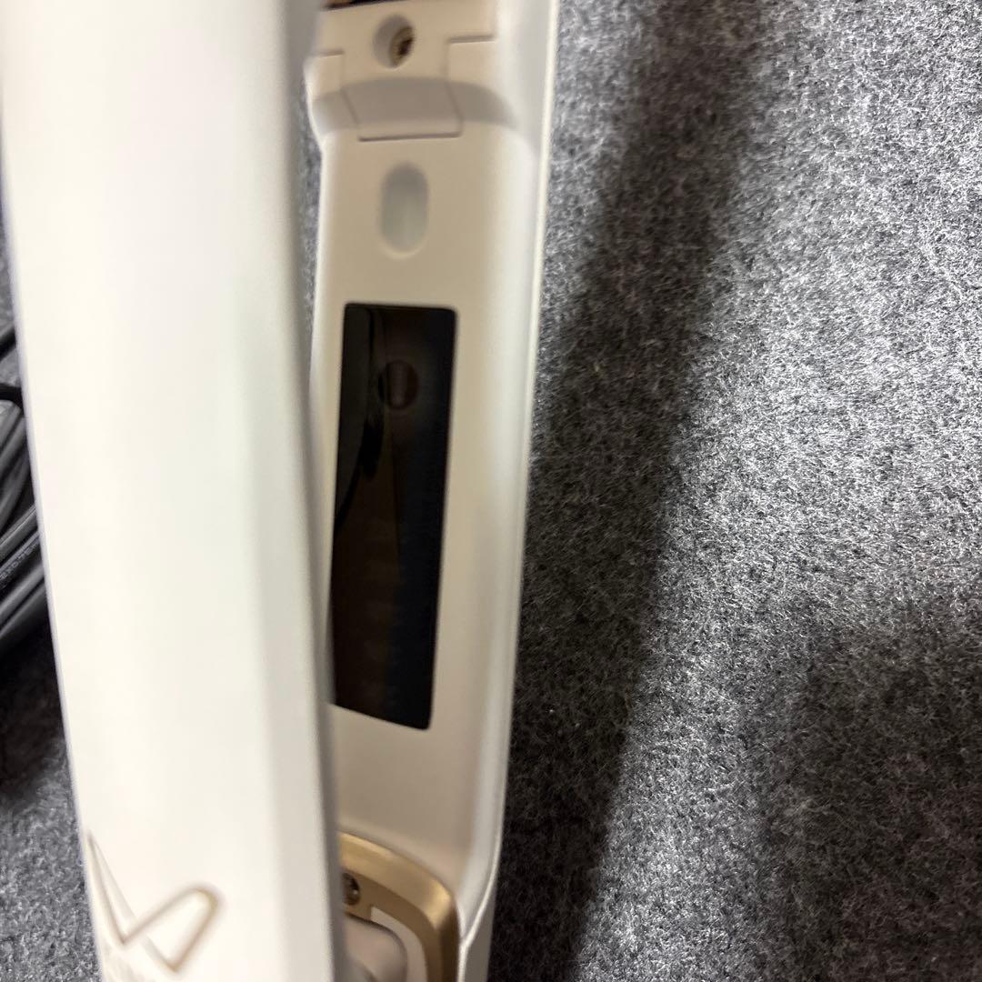 KINUJO W 絹女　ストレートアイロン　国内・海外兼用モデル　シルクプレート