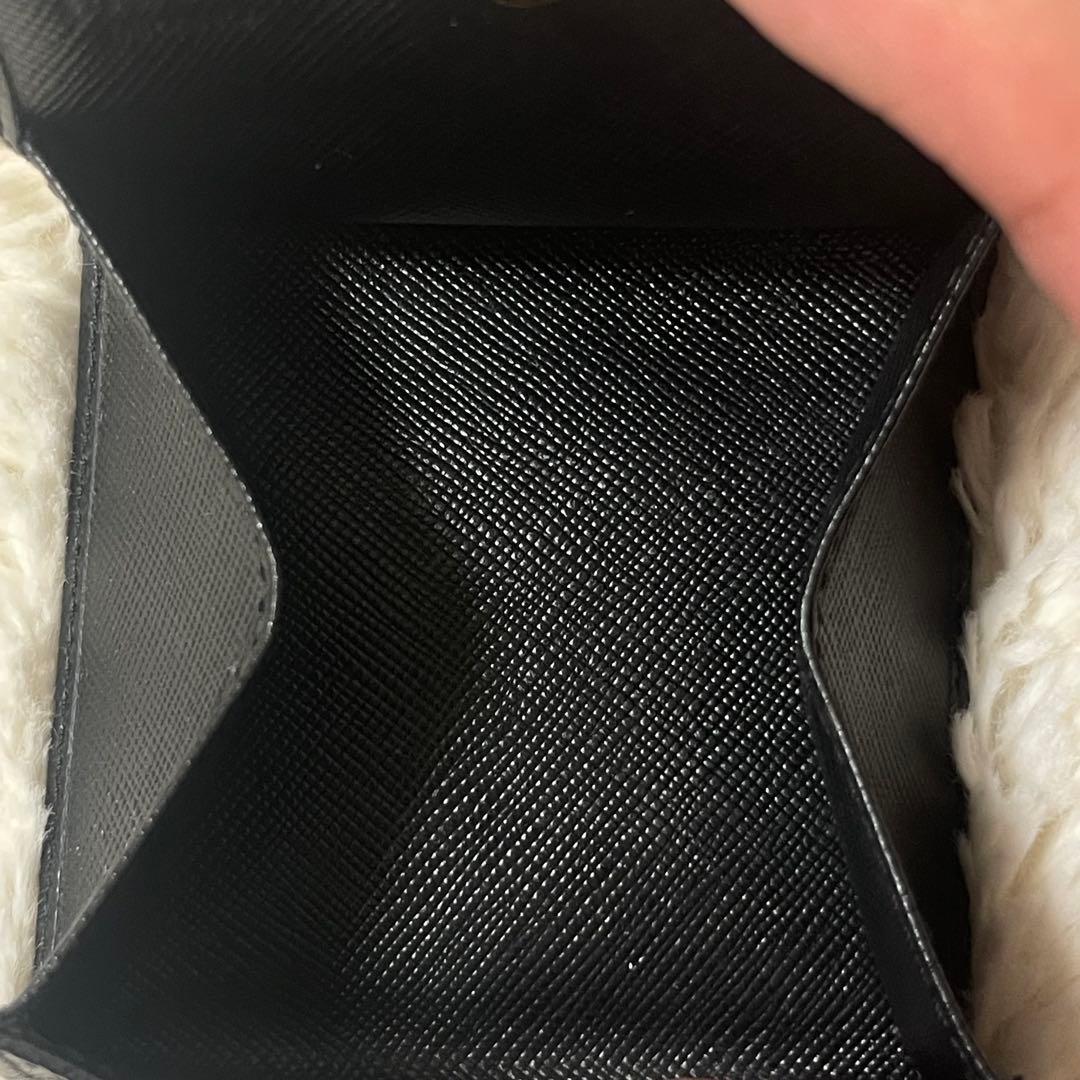 【極美品】PRADA プラダ　小銭入れ　ケース　黒　ゴールド　正規品