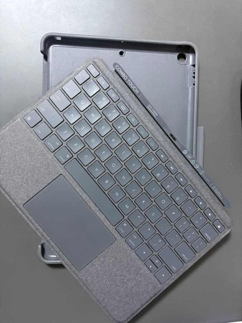 Logicool Combo Touch iPad 第7,8,9世代用