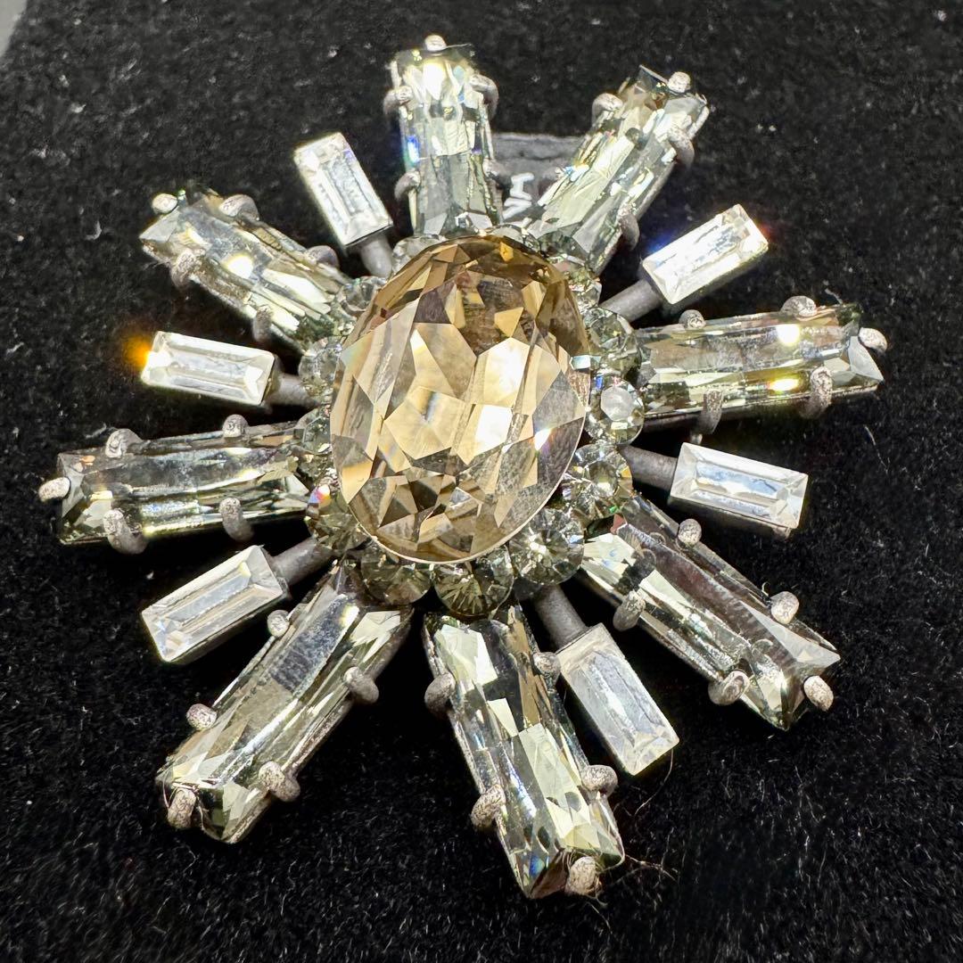 FOXEY フォクシー ピンブローチ ピンバッジ LADY PLANT 極美品