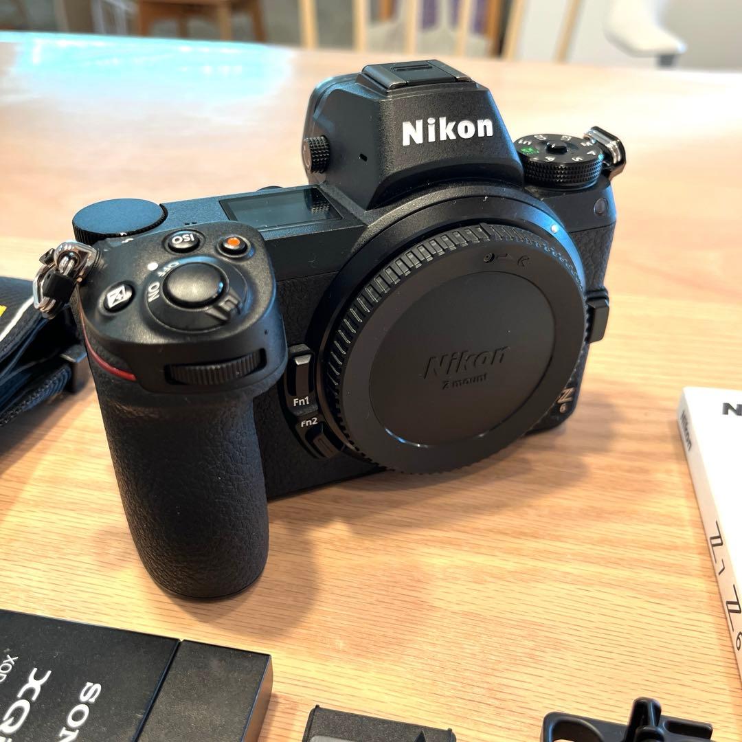 Nikon Z6 本体のみ　XQDカード本体とリードライター付き