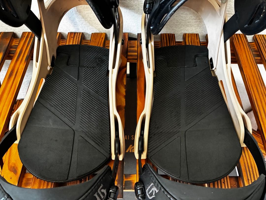 BURTONバインディング 【MISSIONミッション（メンズM）】薄茶色