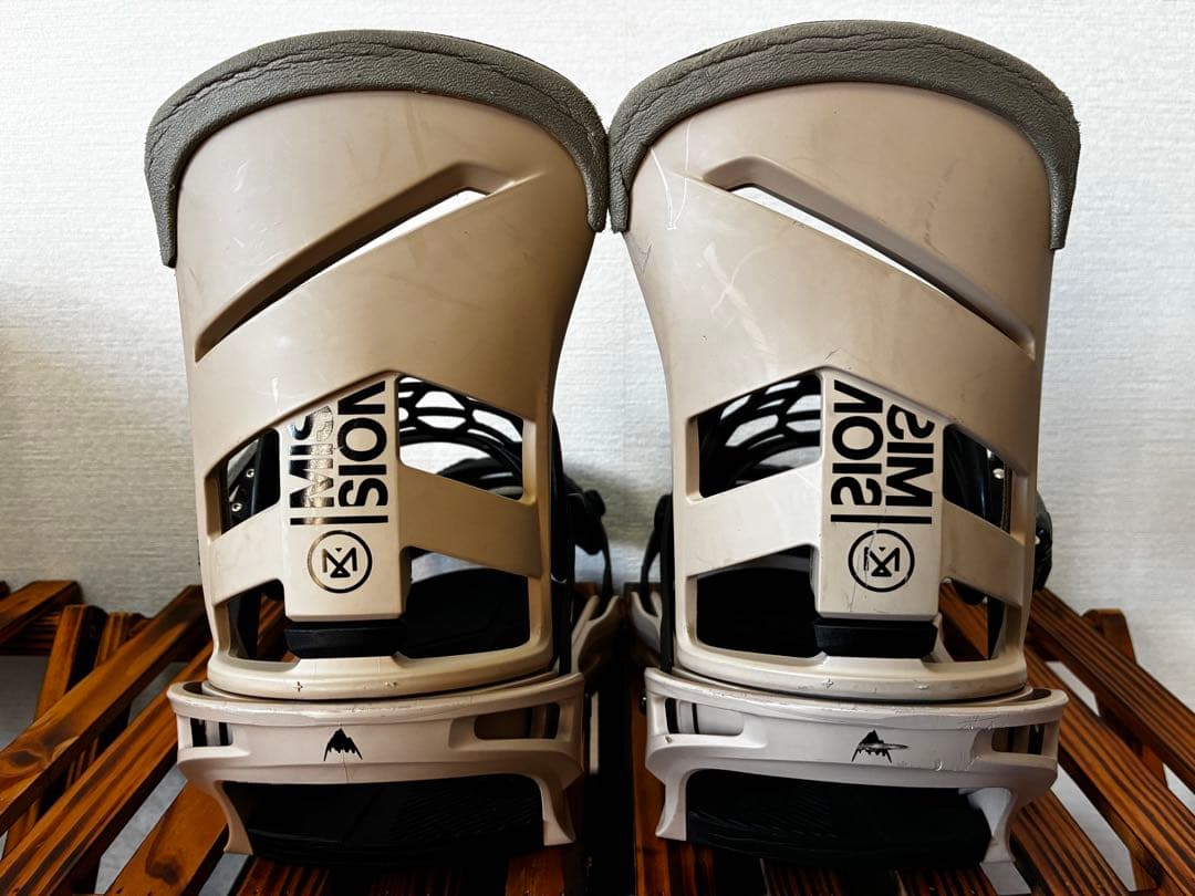 BURTONバインディング 【MISSIONミッション（メンズM）】薄茶色