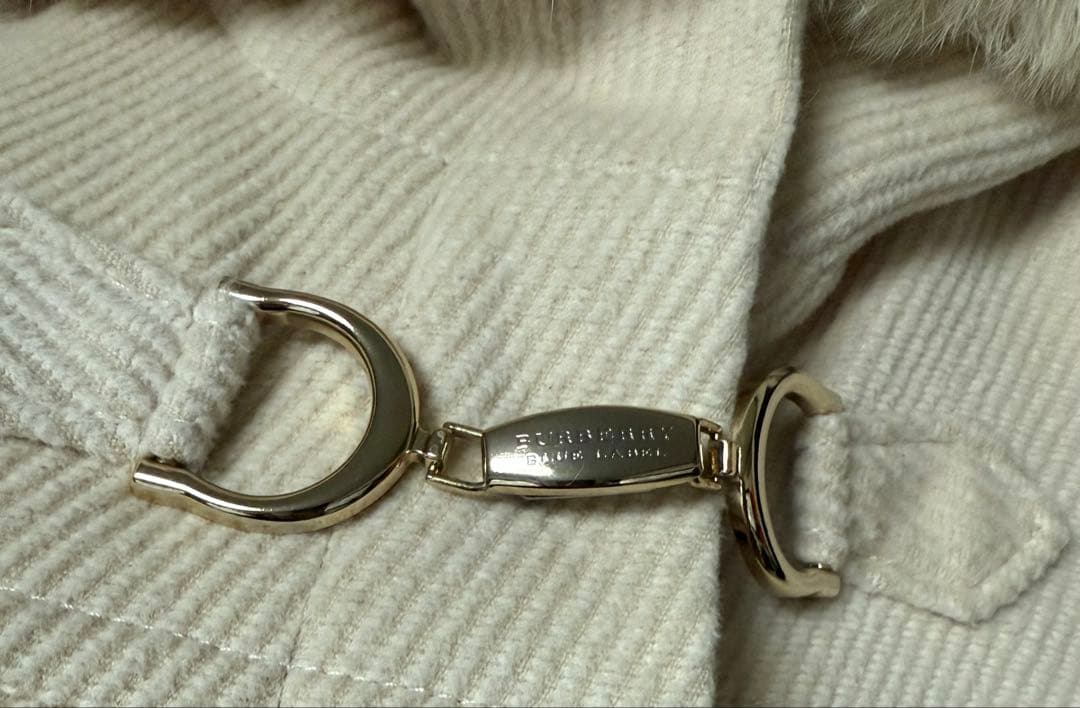 バーバリーブルーレーベル　ダッフルコート　アイボリー　ホワイト系　40