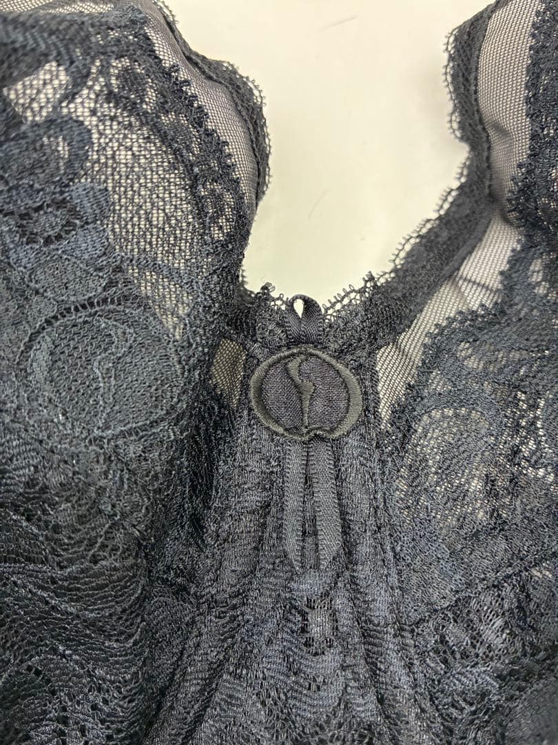 DIANA ブラックフォーマルブラジャー F95