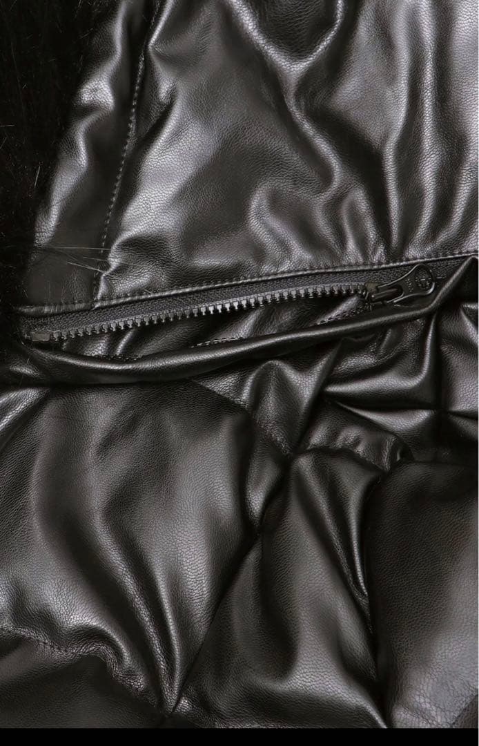 GDベルト付きフェイクレザーショートダウンコート 新品未使用品