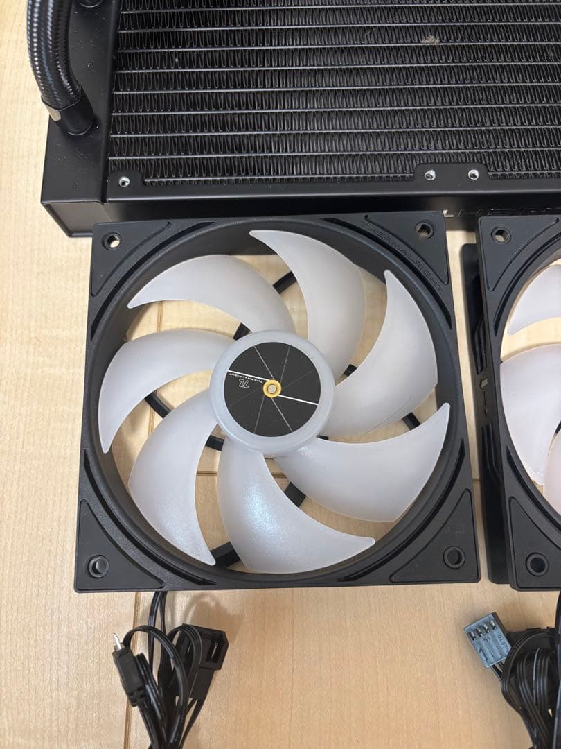 Thermalright FROZEN WARFRAME PRO 360液晶