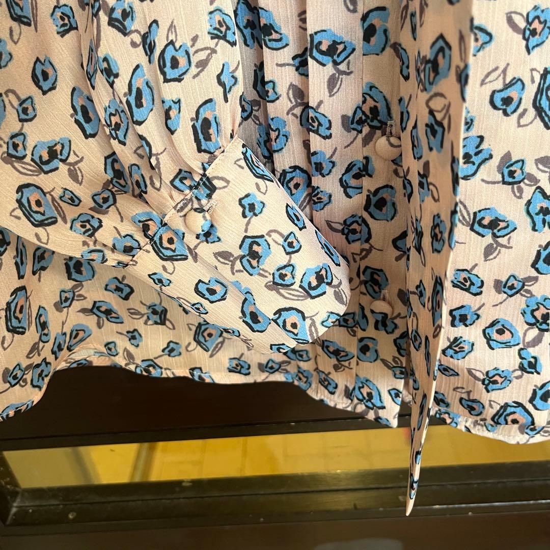 ANAYI スモールフラワープリントボウタイブラウス/セオリー、23区、ロペ