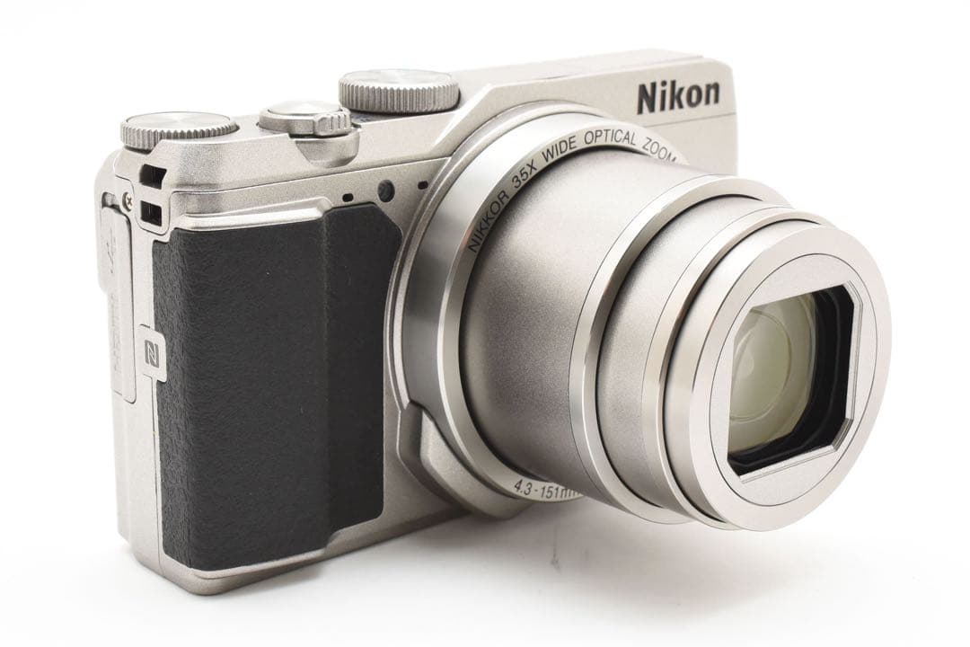 【ほぼ新品】 Nikon COOLPIX A900 シルバー