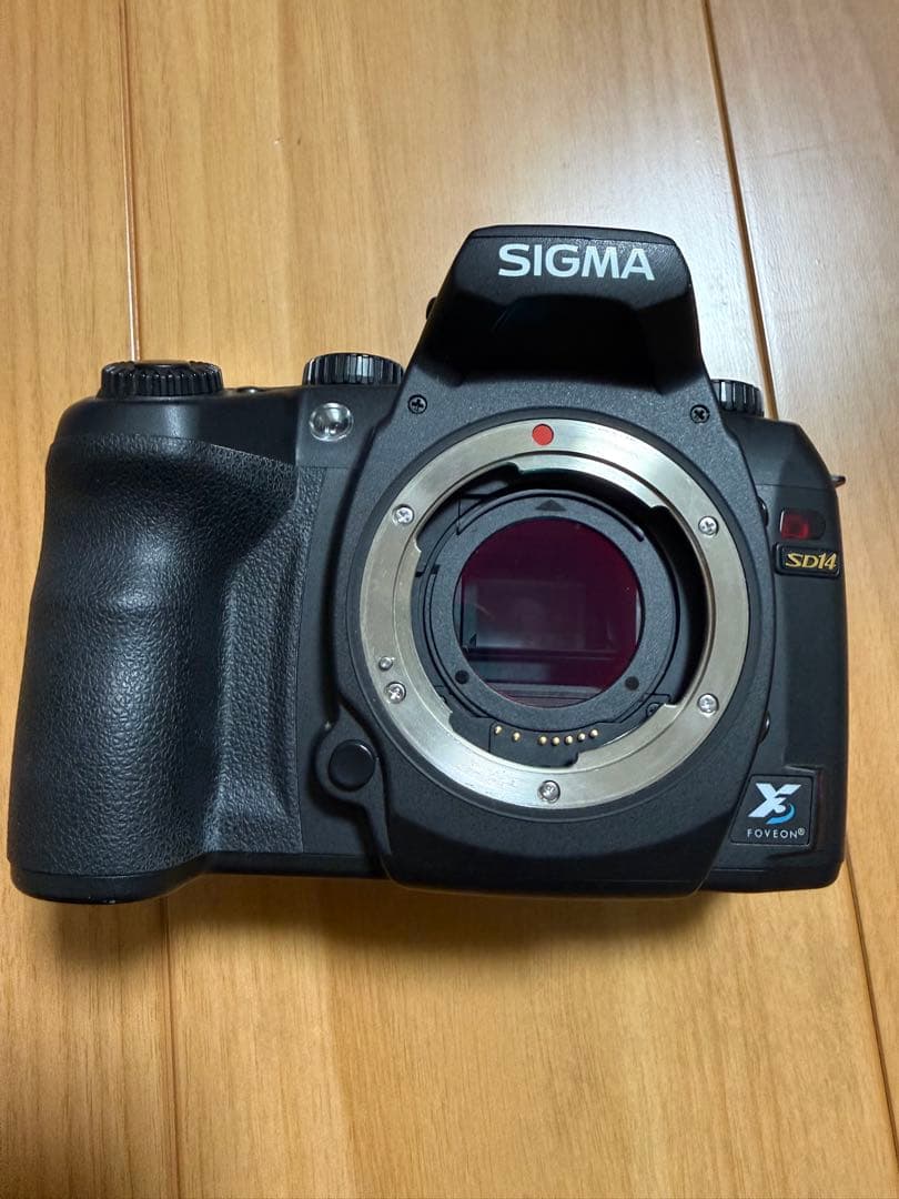 SIGMA シグマSD14+レンズ2種+フィルター+予備バッテリー1つのセット