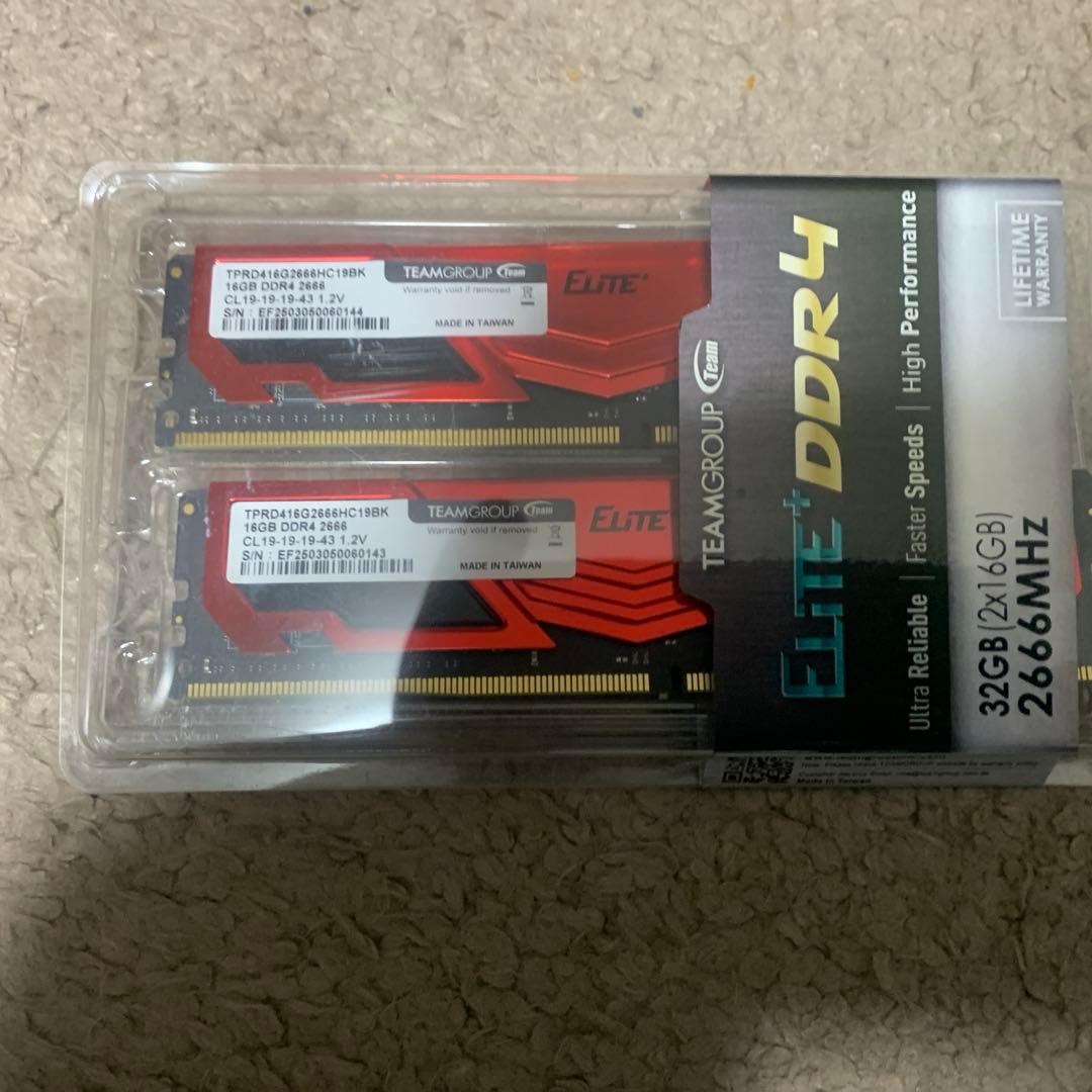 デスクトップ用メモリー　DDR4 2666mhz 16gb*2 32GB