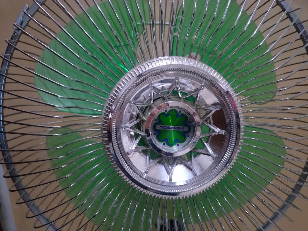 昭和レトロ　TOSHIBA グリーン扇風機