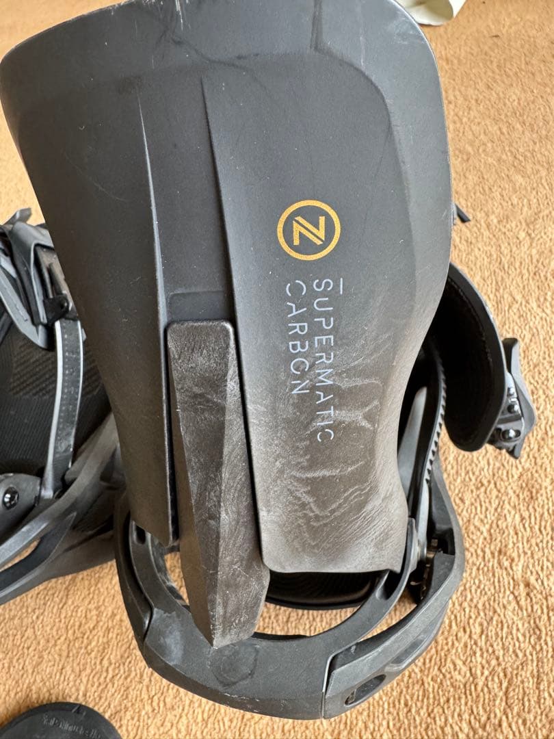 Nidecker Supermatic Carbon ビンディング