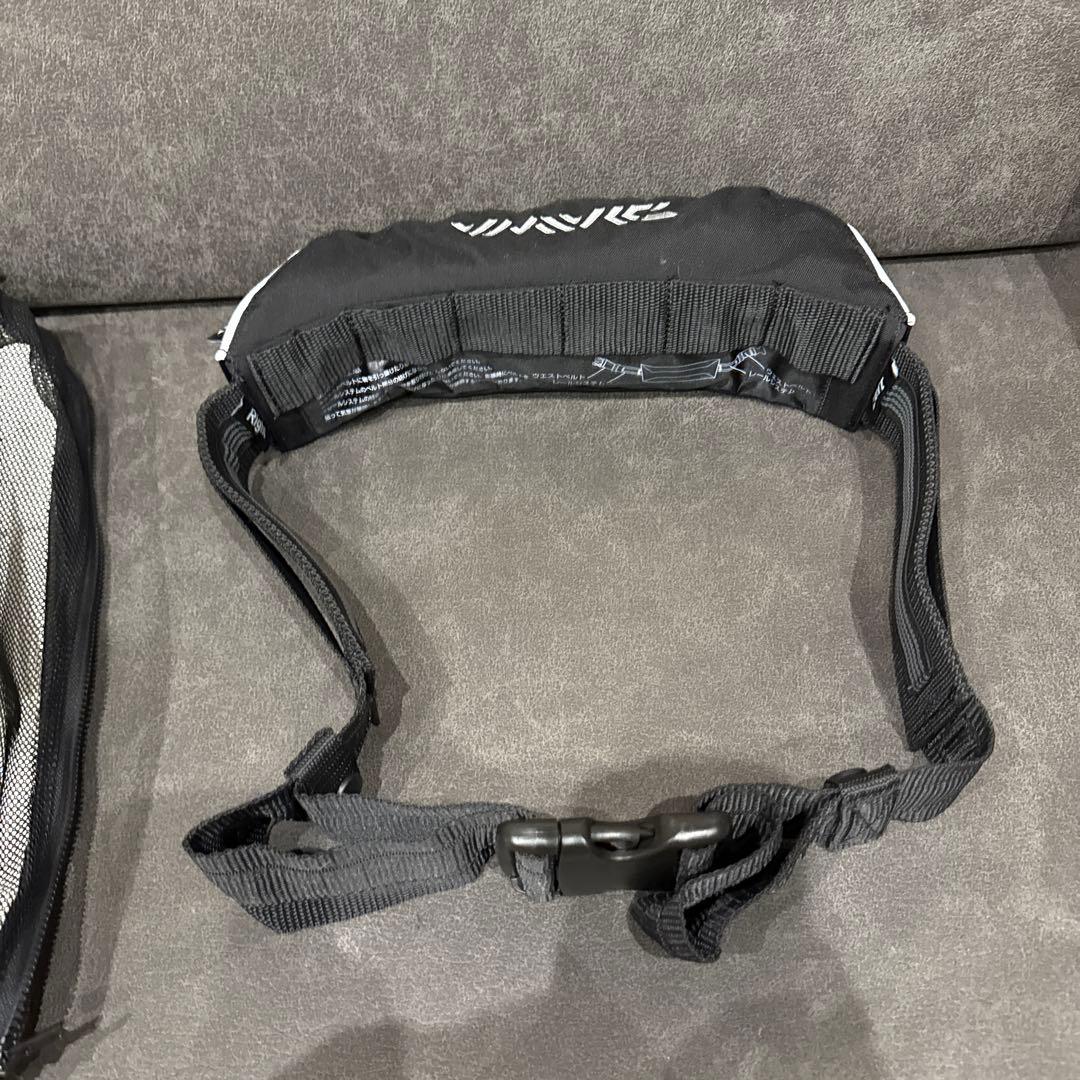 ダイワ　自動膨張ウエストライフジャケット DF-WA03