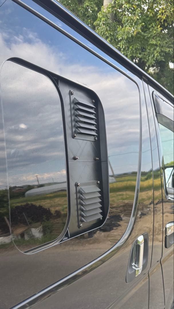 ハイエース 換気扇 ４型 〜 2連 『運転席側』 防虫ネット バッテリー置き付