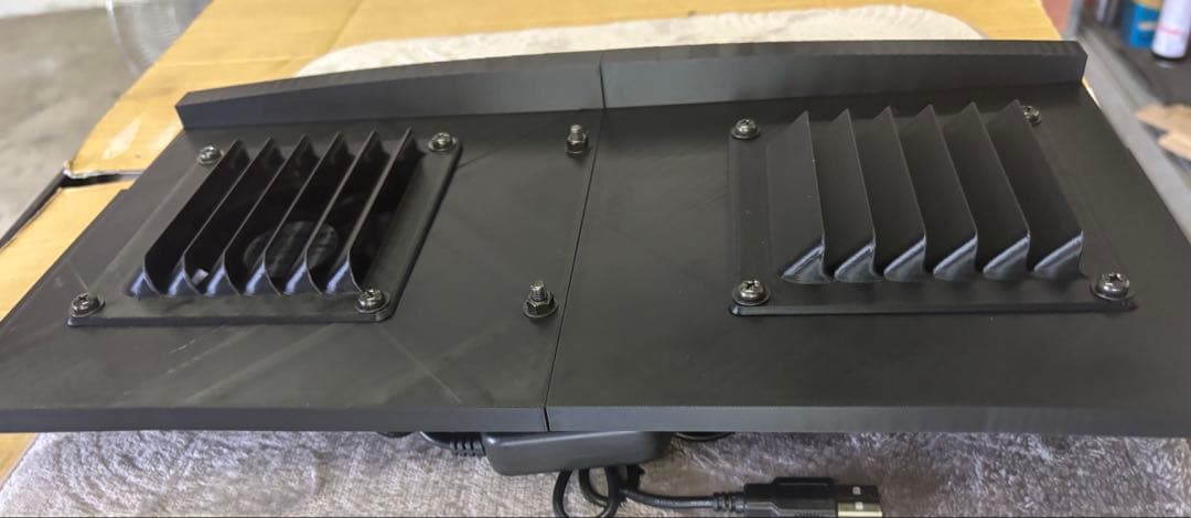 ハイエース 換気扇 ４型 〜 2連 『運転席側』 防虫ネット バッテリー置き付