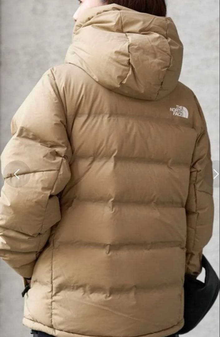 美品　ノースフェイス　ビレイヤーパーカー xsベージュ