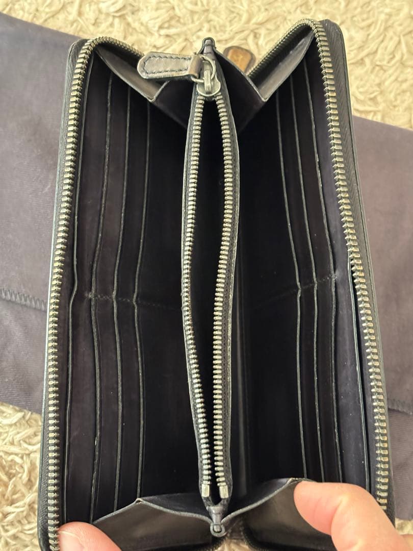 Berluti イタウバ ゴールデンパティーヌ ブラック