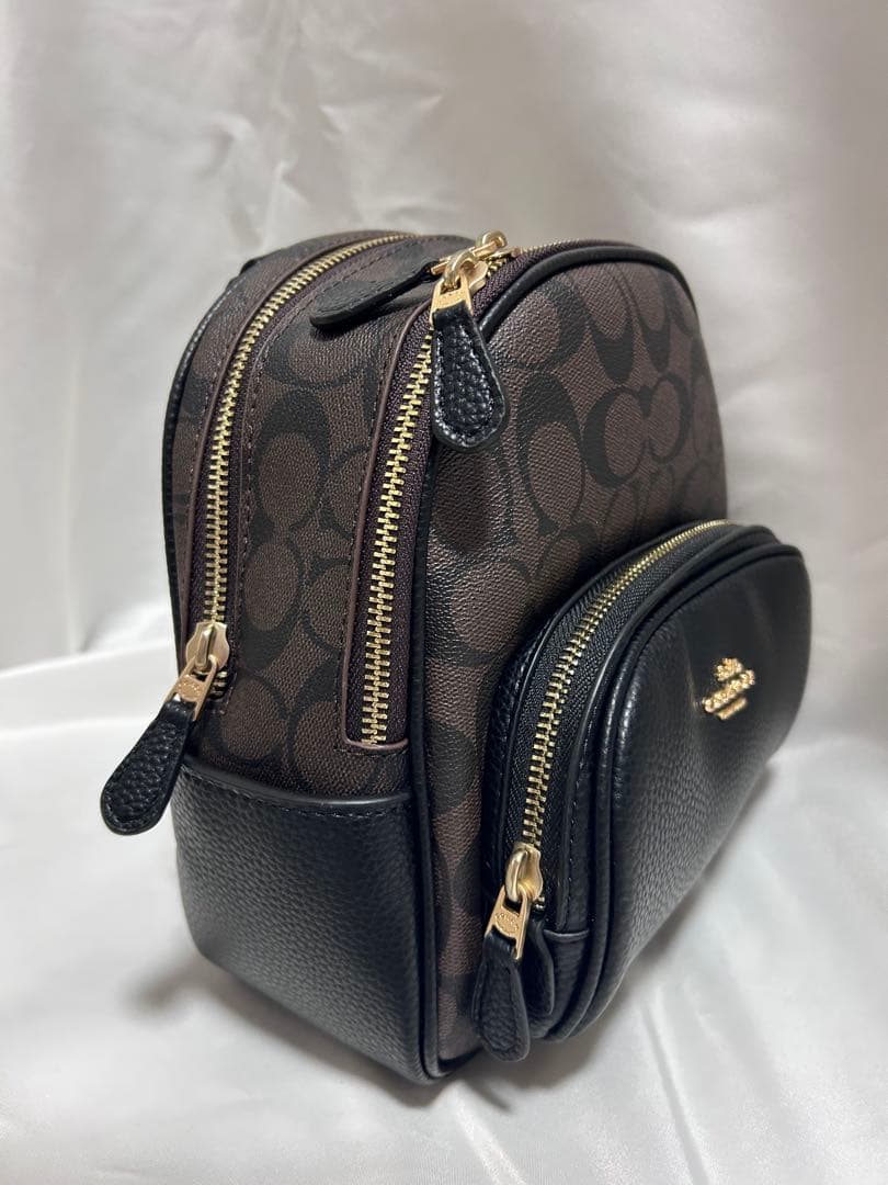 COACH ミニバックパック