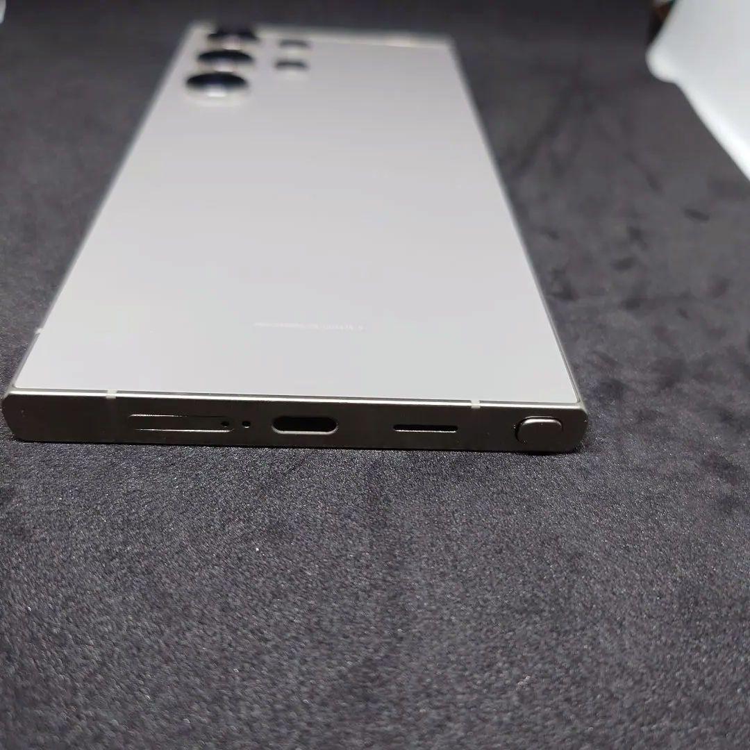 国内版 AU Galaxy S24 Ultra 256GB SIMフリー