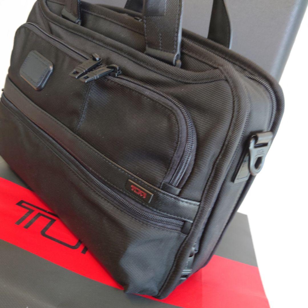 【ほぼ未使用】TUMI 26120D2 アルファ2 スモール・ラップブリーフ