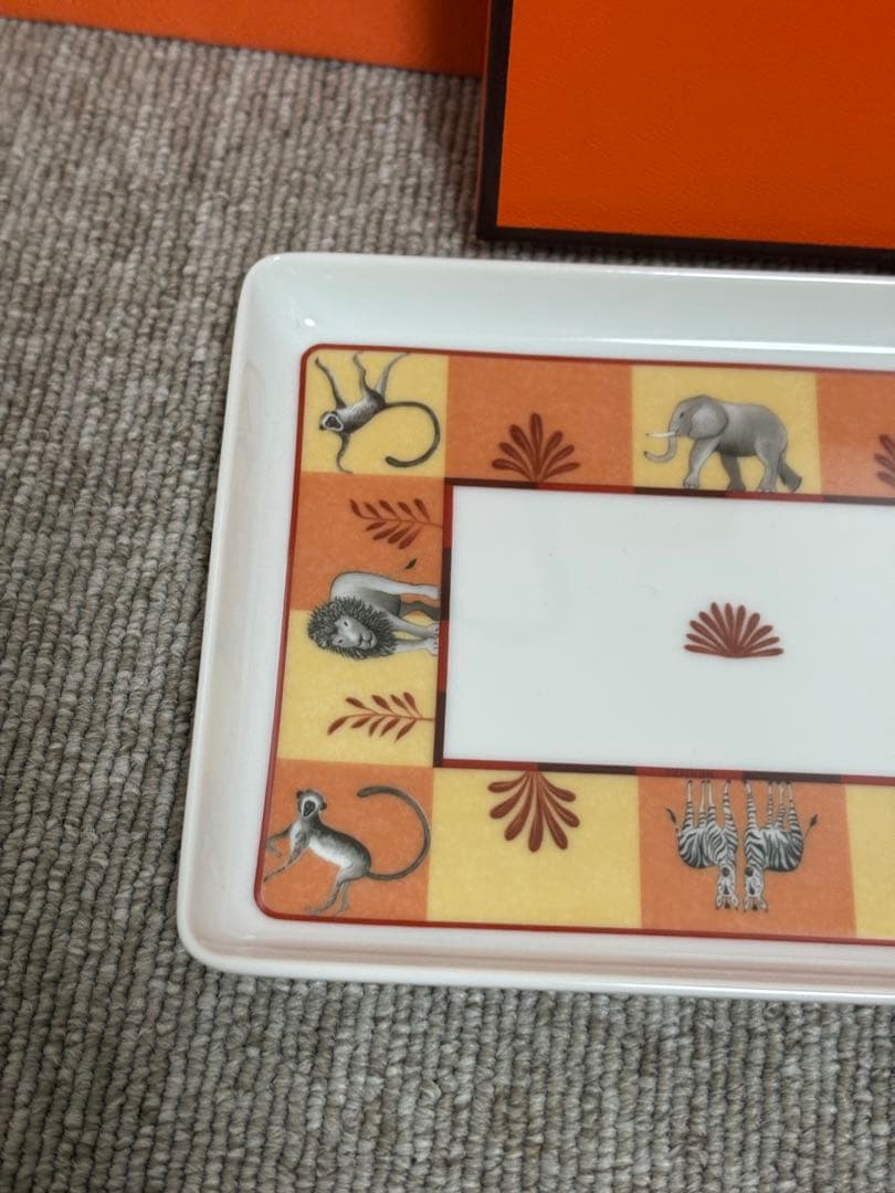 エルメス アフリカブラウン すしプレート 角皿 ユニセックス 美品