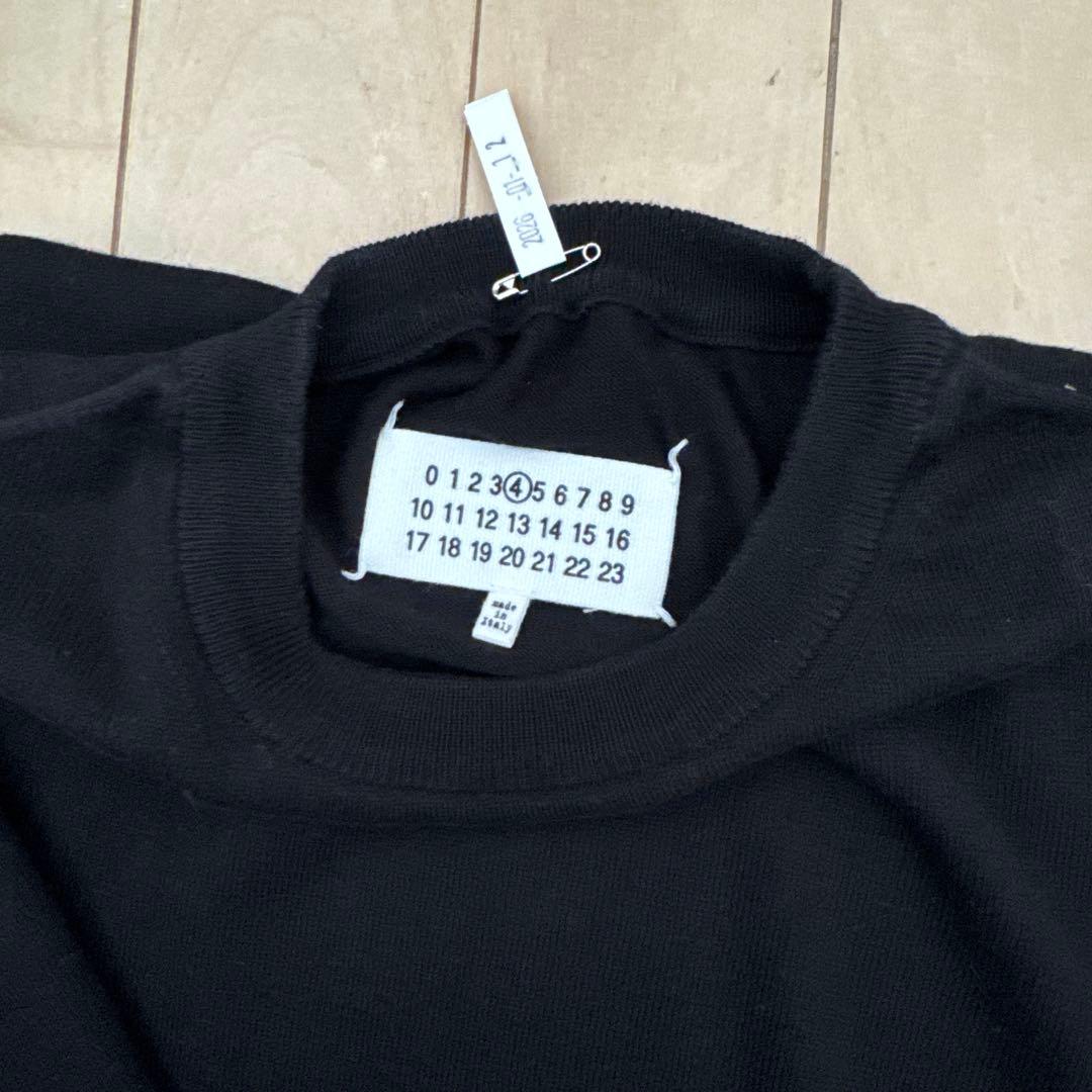 マルジェラ　黒 肘当て付き クルーネックセーター