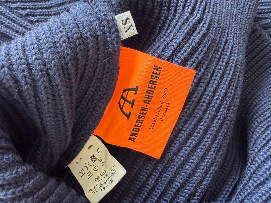 【美品】ANDERSEN-ANDERSEN タートルネックニット