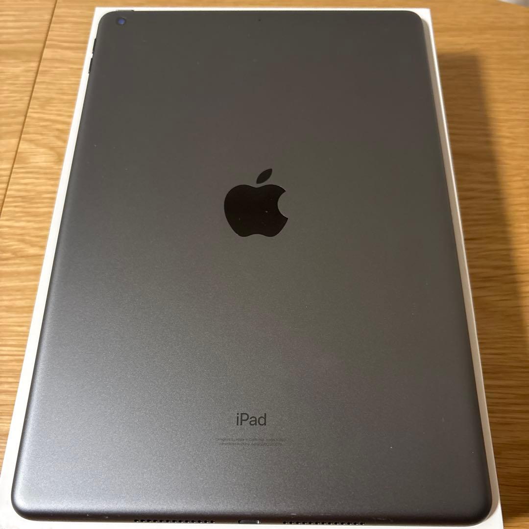 iPad (第9世代) Wi-Fi 64GB スペースグレー
