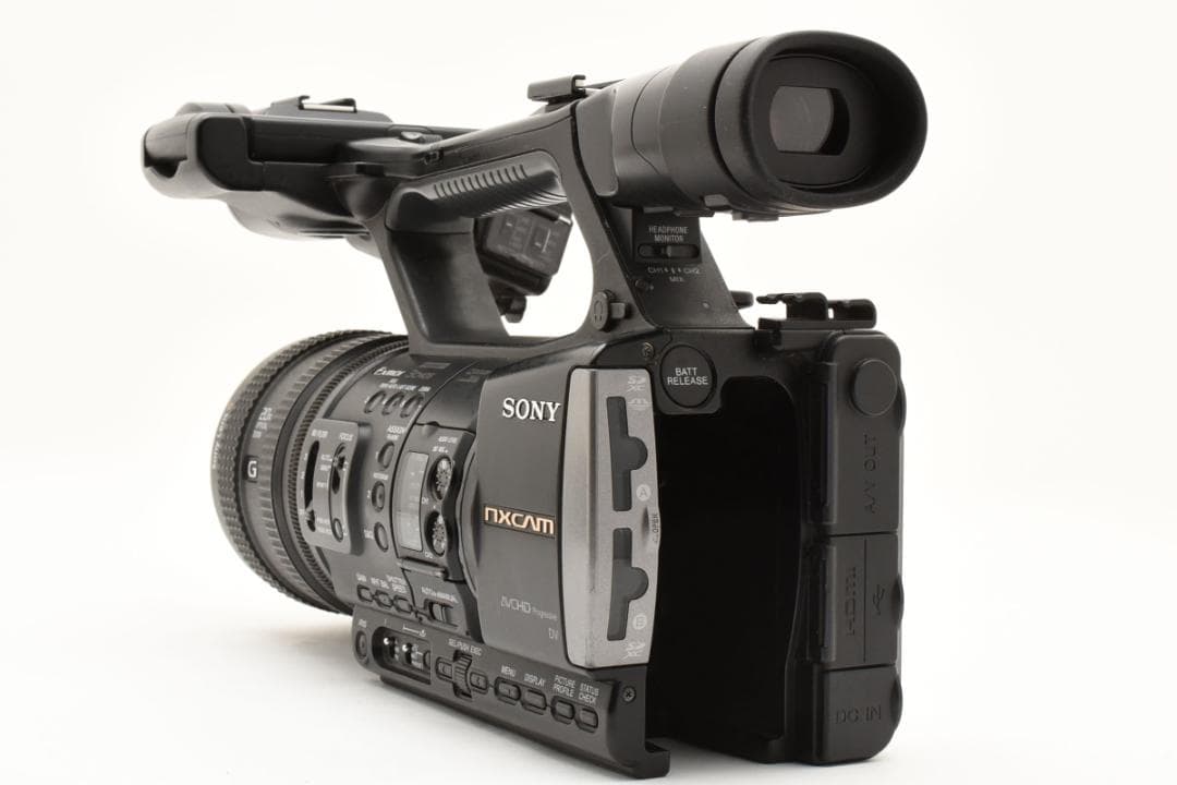 【通電時間 233×10Ｈ】ソニー HXR-NX3 カムコーダー 業務用