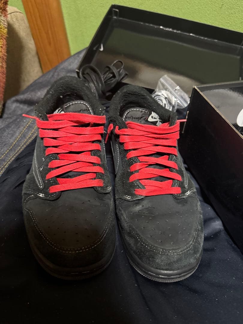 靴 TravisScottNikeAirJordan1LowBlackPhantom