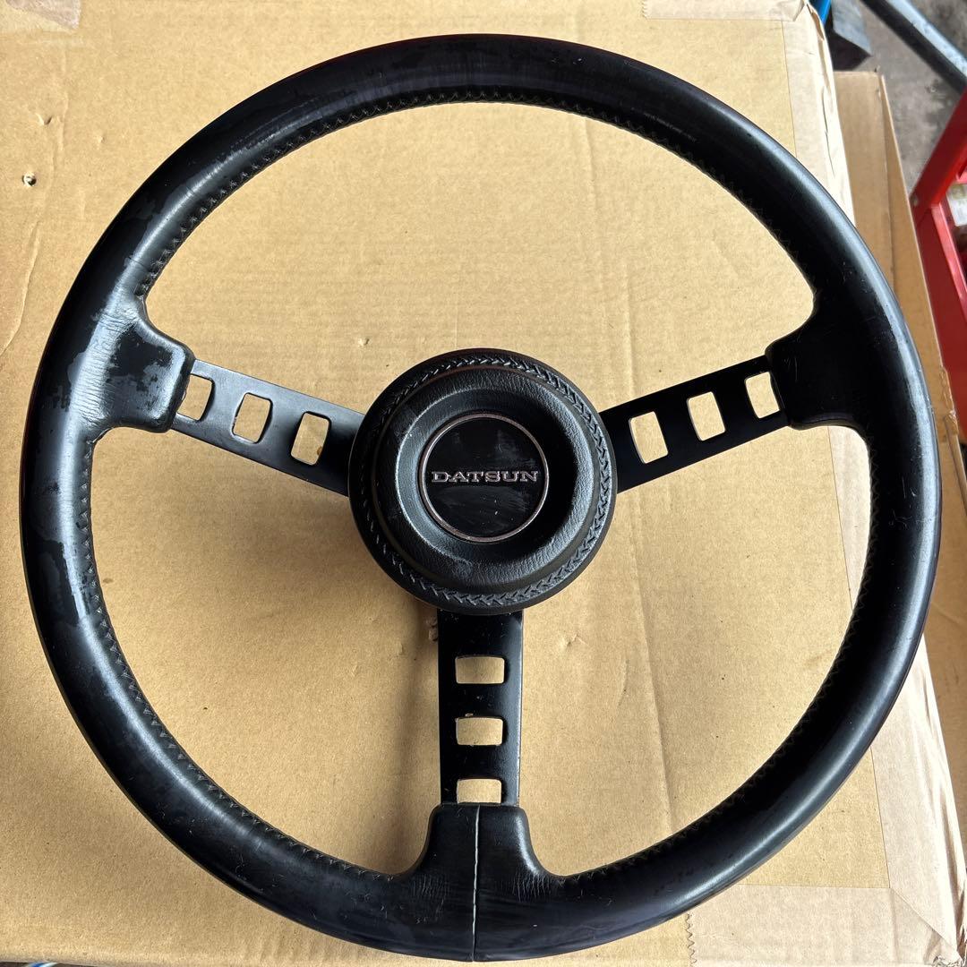 DATSUN スポーツタイプ ステアリング 本体