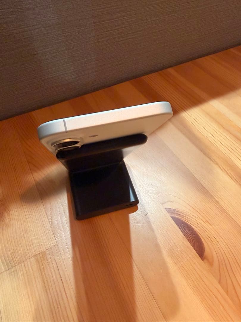 更に値下げ! iPhone16Plus 128GB本体 + ケース SIMフリー