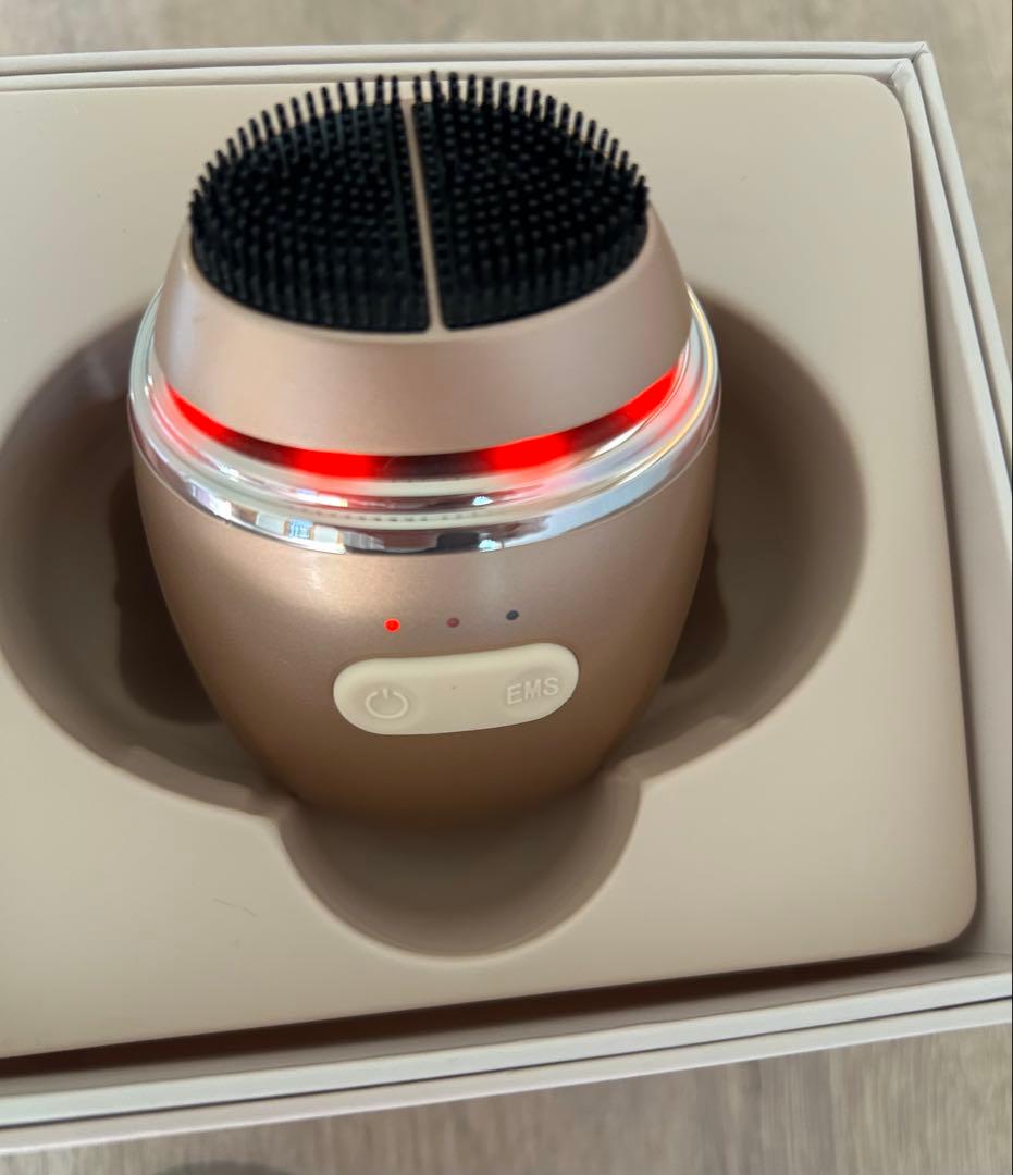 ZoGanKin EMS美顔器 ゴールド