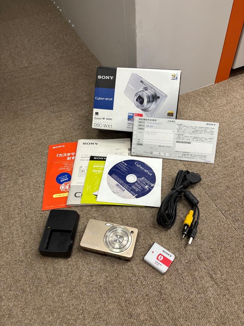 美品 ソニー SONY Cyber-shot DSC-WX1 コンデジ ゴールド