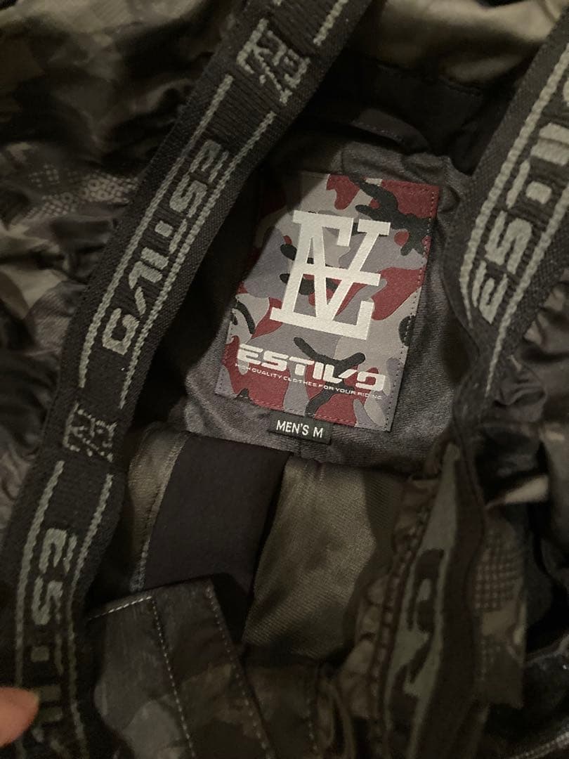 スノボ　ウェア　上下セット定価35,000+24,000