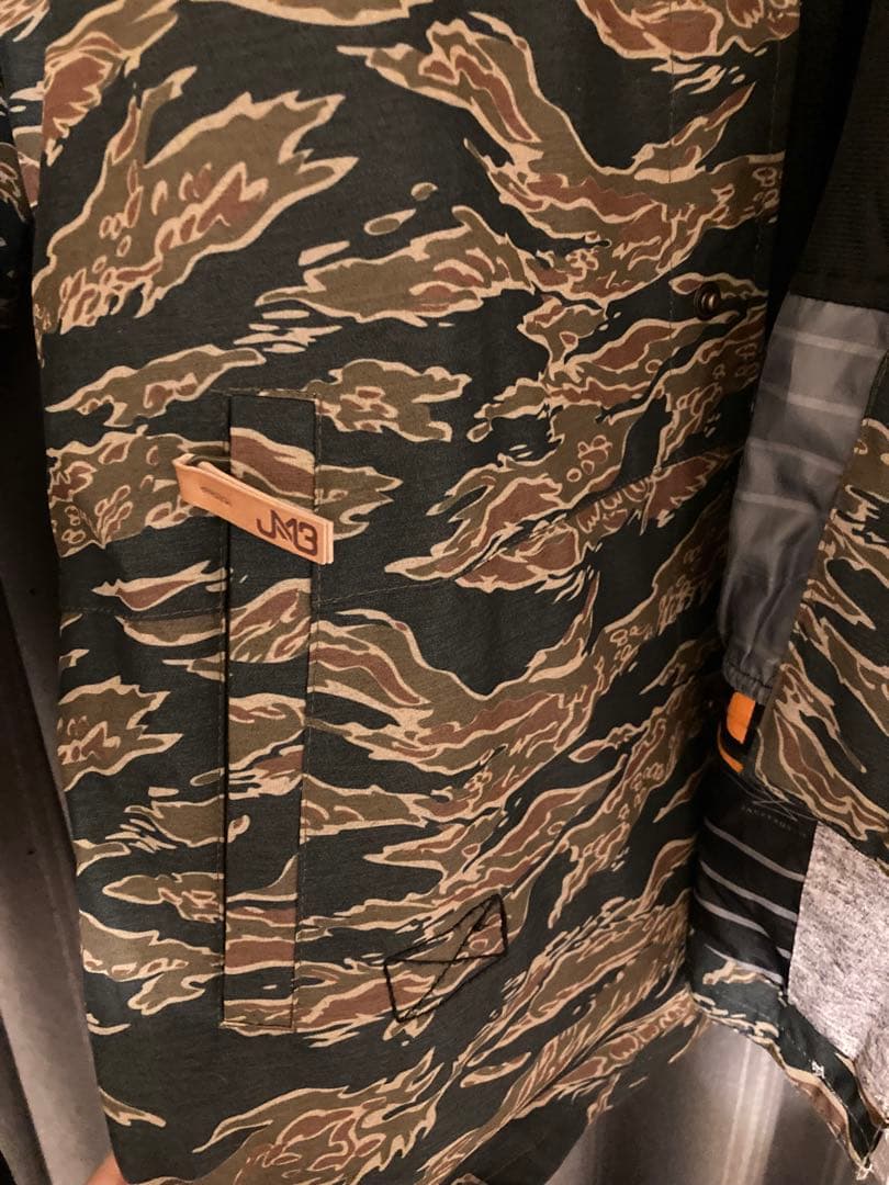 スノボ　ウェア　上下セット定価35,000+24,000