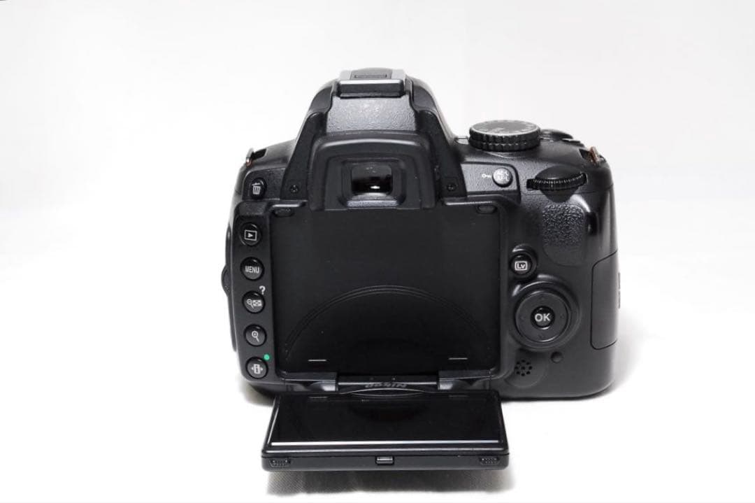 自撮り Nikon D5000 デジタル一眼レフ スマホ転送OK