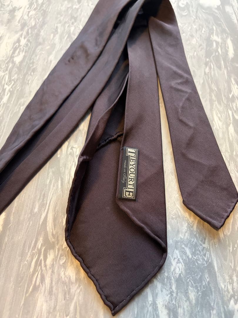 タイユアタイ　セッテピエゲ　ブラウン