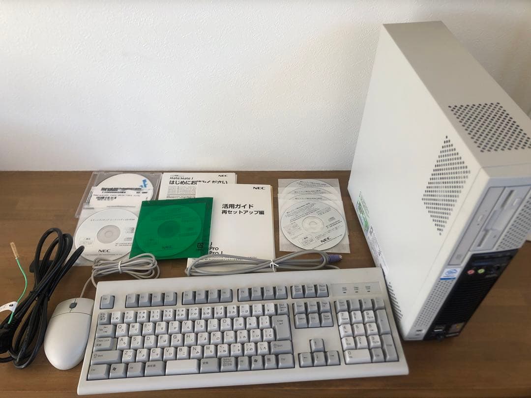 NEC製PC-MY26XEZEH本体 キーボード・マウス・ソフト付き